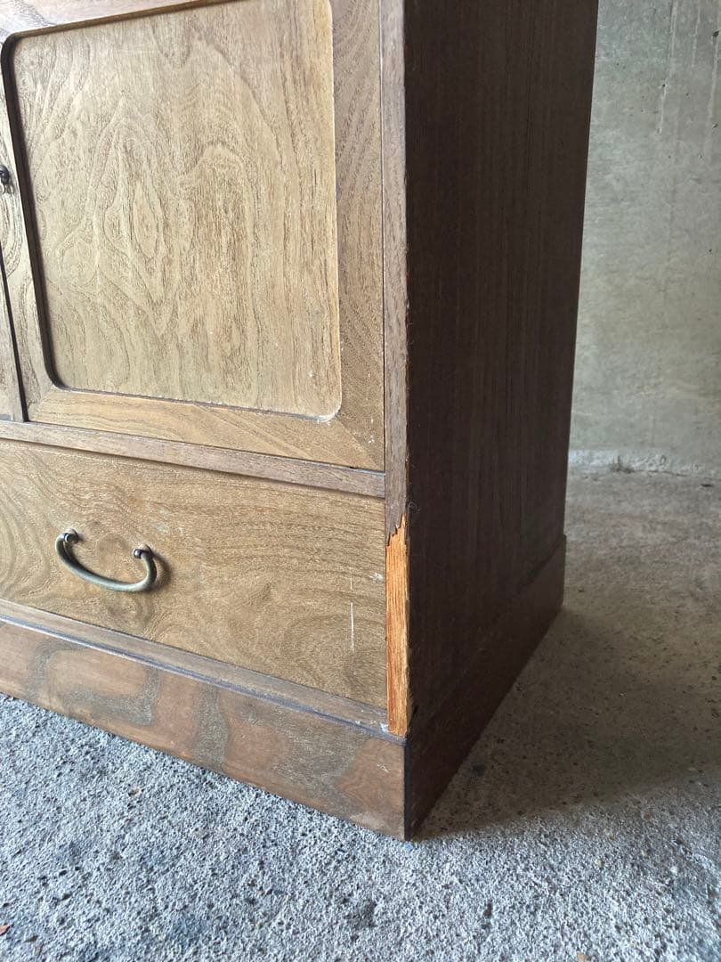 y*R様 古道具　桑の茶箪笥