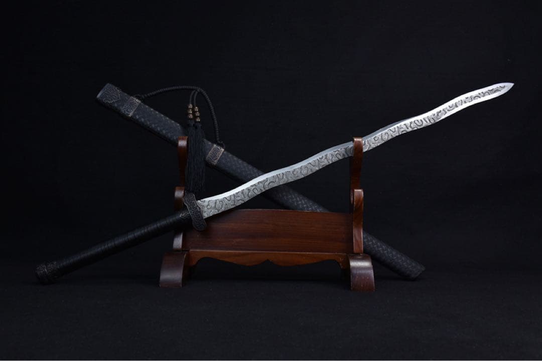 曲龍 模造刀 刀装具 日本刀 武具 鑑賞刀 居合刀 舞踊刀
