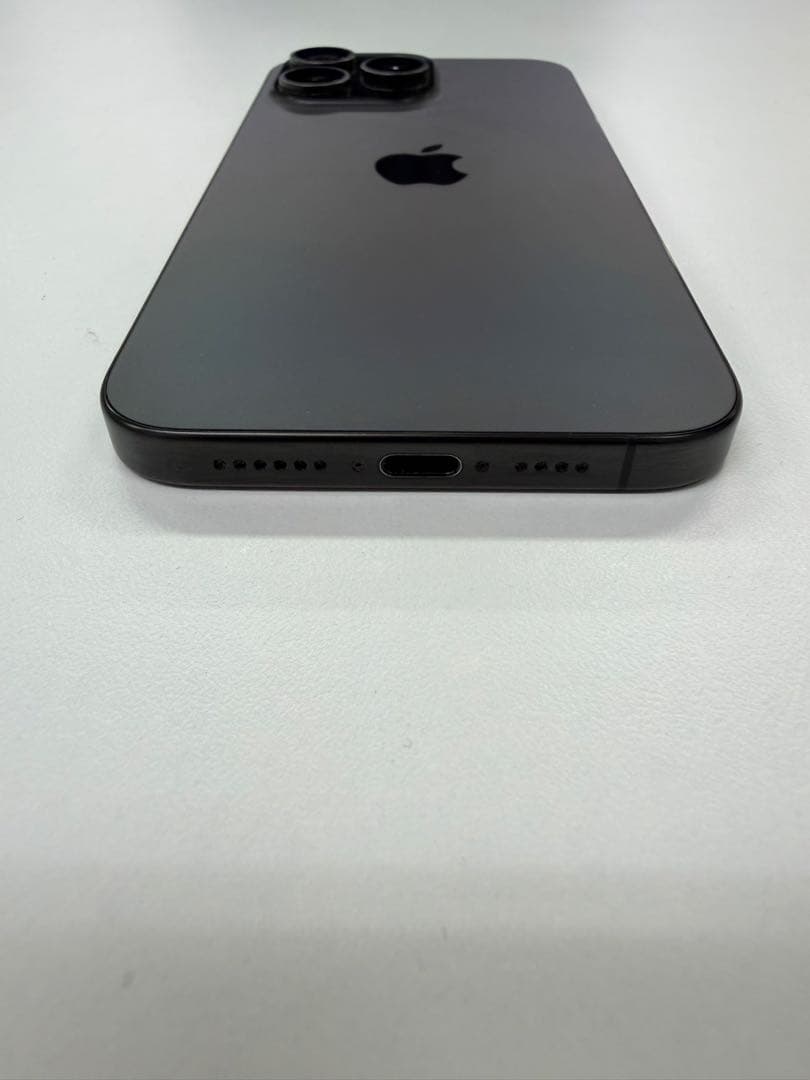 iPhone15ProMAX ブラックチタニウム　512G