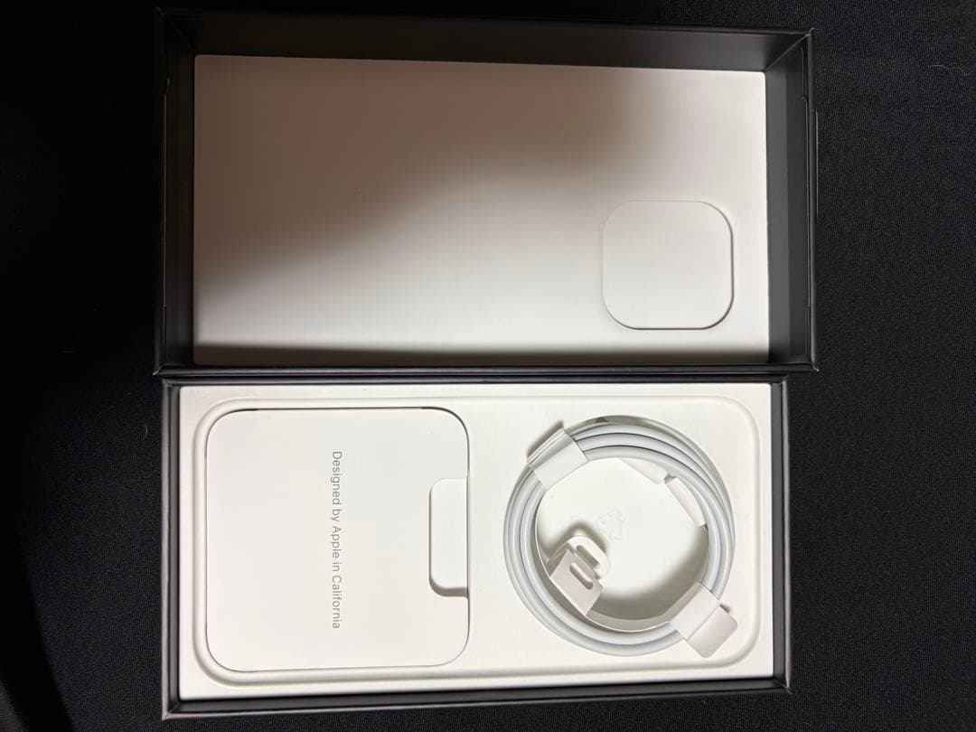 iPhone13pro 256GB バッテリー100% SIMフリー