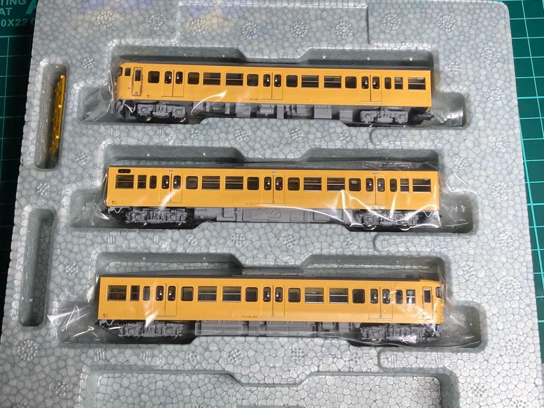 精密加工品 KATO 10-1808 115系300番台中国地域色 3両セット