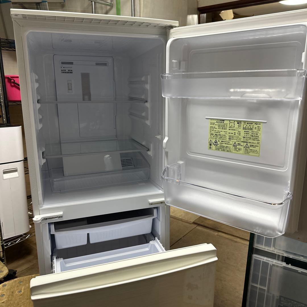 SHARP 冷蔵庫 ホワイト SJ-D14E-W （2019年式・137L)