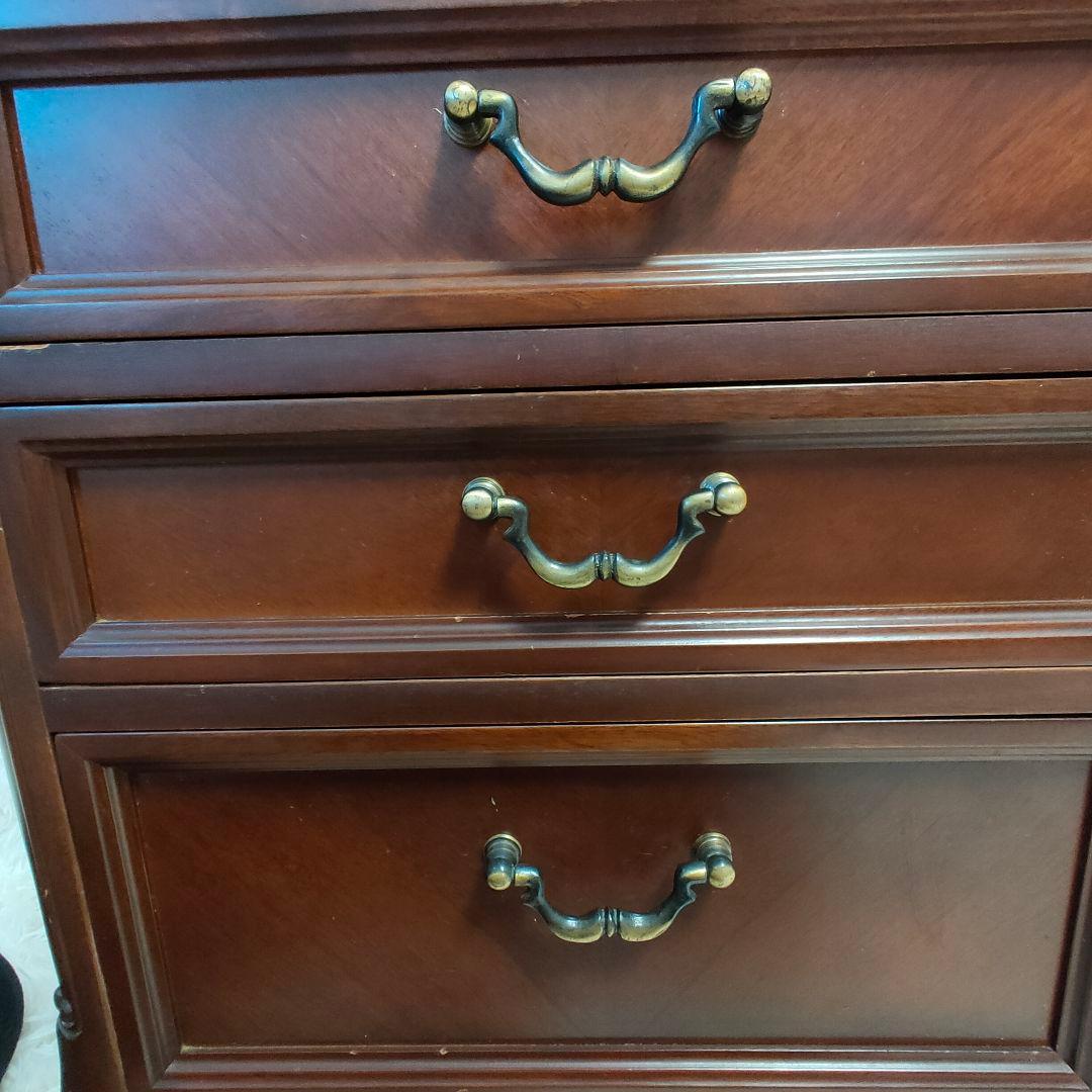 送料込み◎サイドチェスト　Sri　Tokai　東海家具　国産　猫足　アンティーク