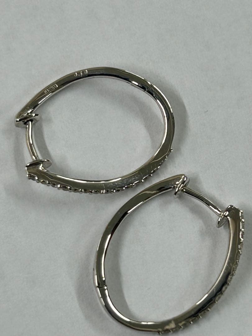 極美品 k18WG 中折れピアス ダイヤモンドピアス