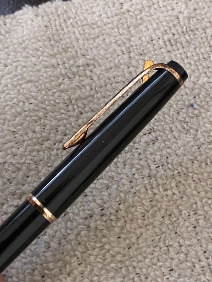 R*a様 ◾️モンブラン◾️ハンマートリガー式ボールペン◾️ダークグレー/金色◾