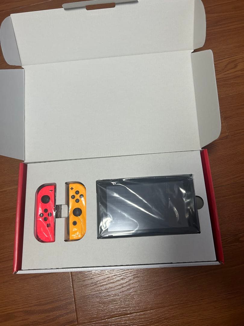 Nintendo Switch 本体 赤・黄 Joy-Con
