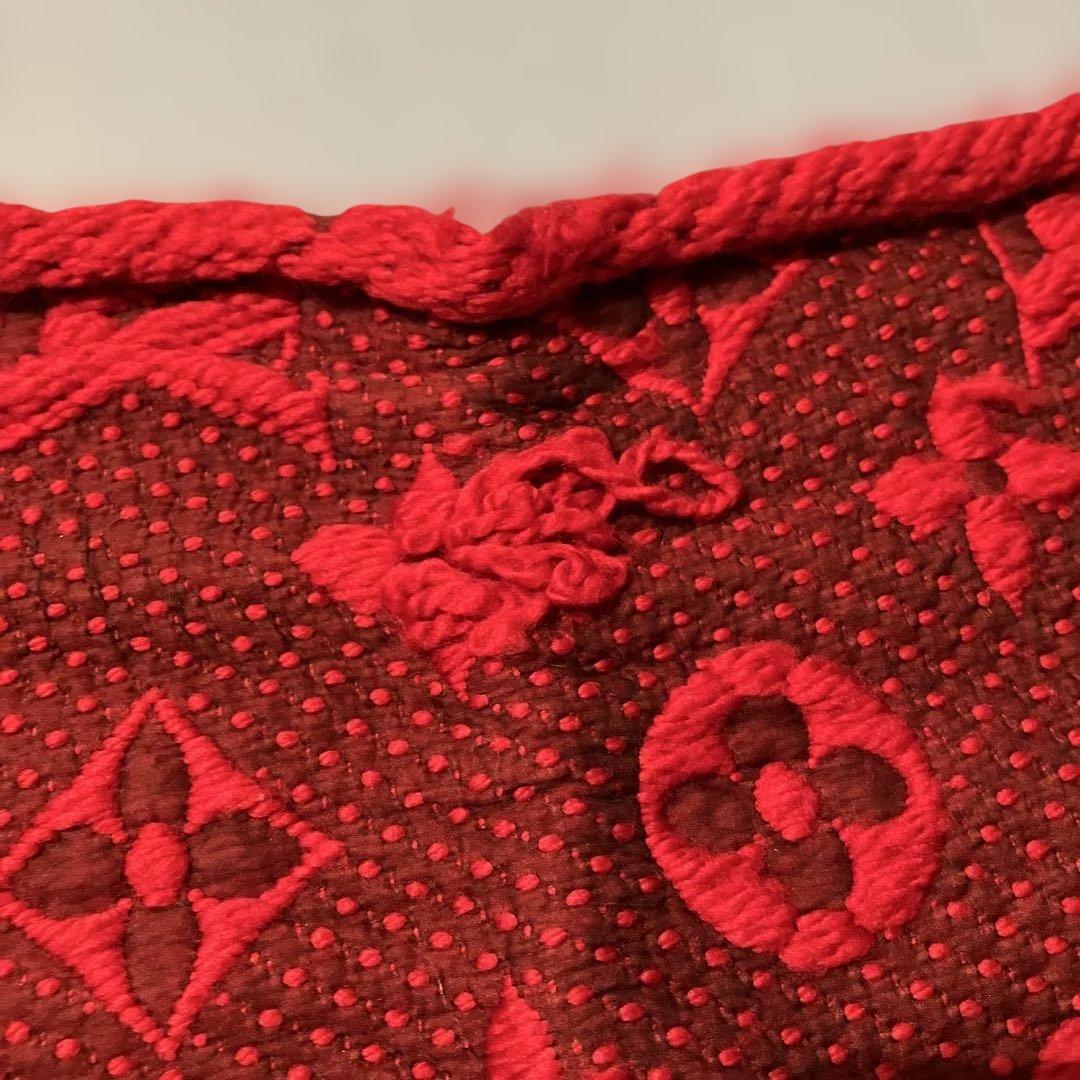 LOUIS VUITTON ルイヴィトン マフラー 赤