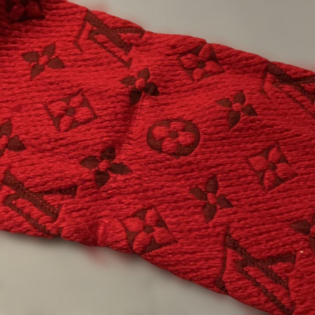 LOUIS VUITTON ルイヴィトン マフラー 赤