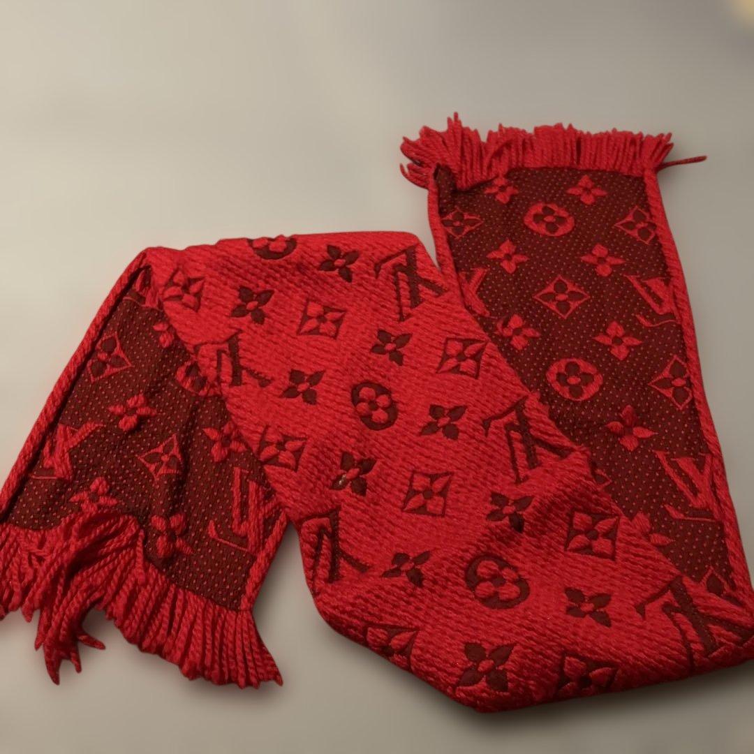 LOUIS VUITTON ルイヴィトン マフラー 赤