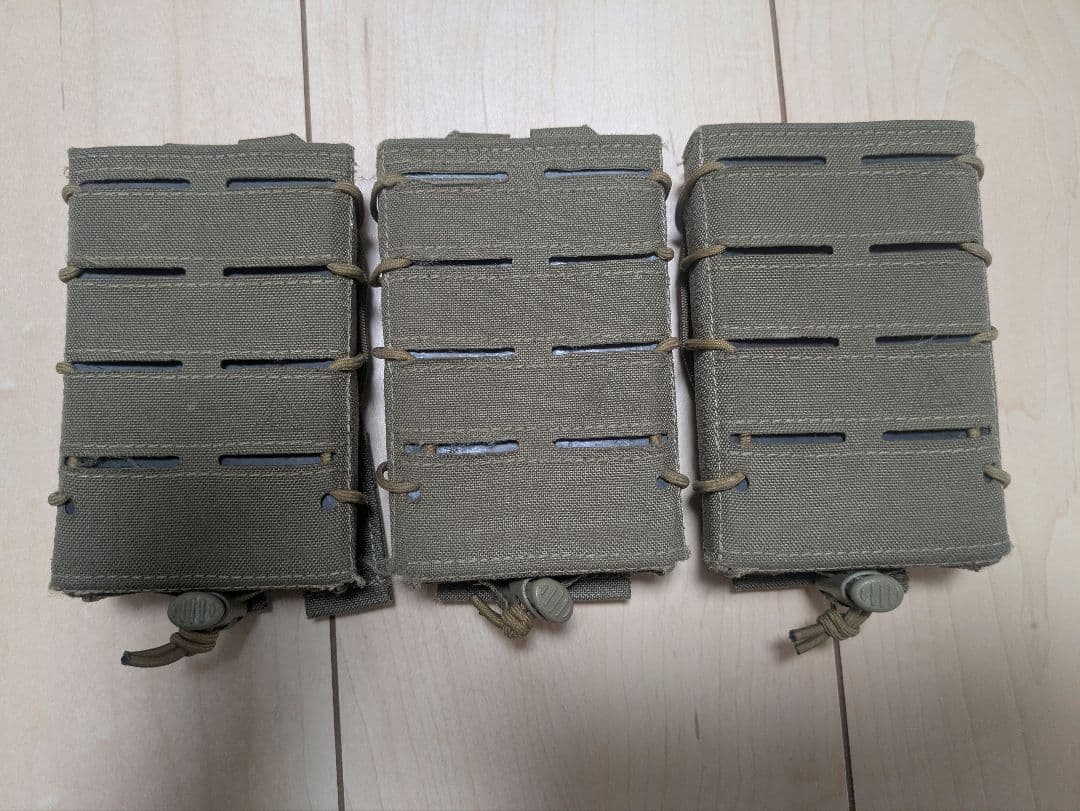 DIRECT ACTION　マガジンポーチ