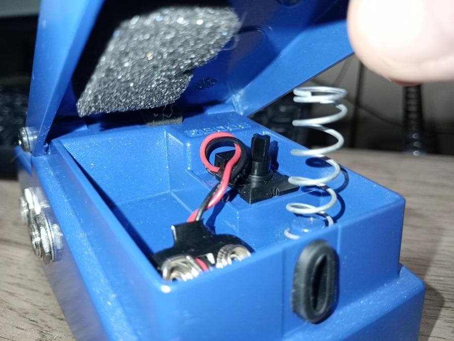 と*ん様 BOSS SY-1 ギターシンセサイザー　中古　箱・説明書あり