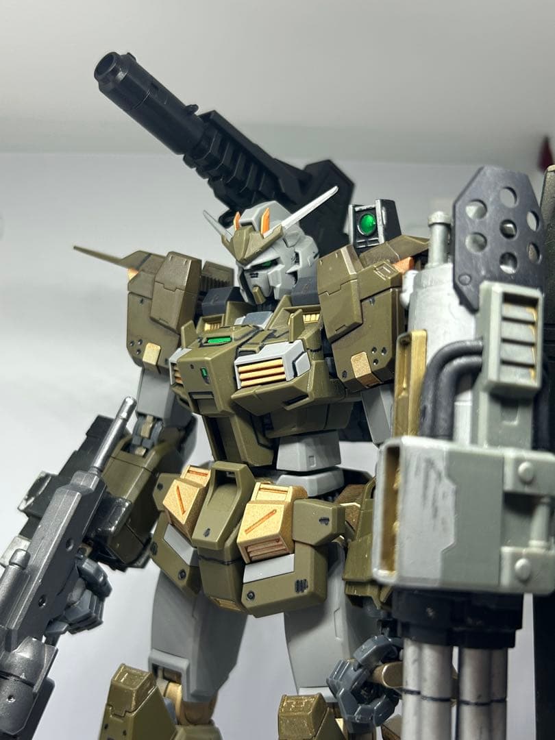 プラモデル　ガンプラ　模型　組立済　1/100 MG ストームブリンガー　完成品