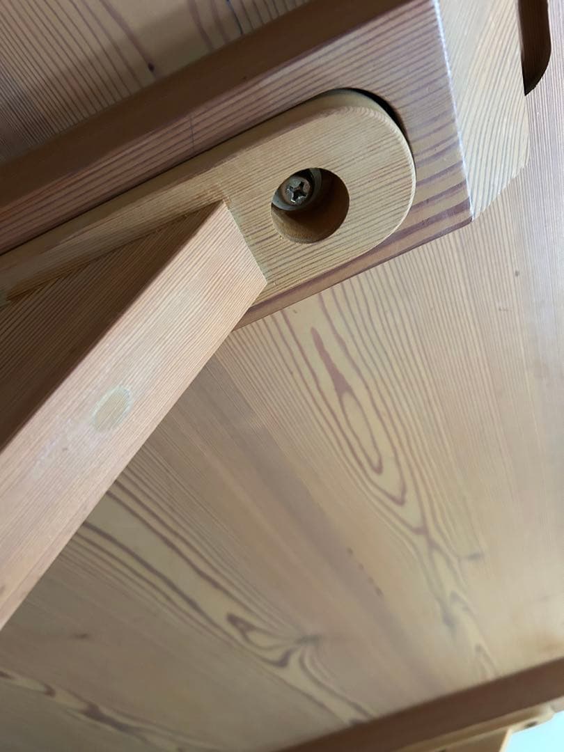 北の住まい設計社　ダイニングテーブル