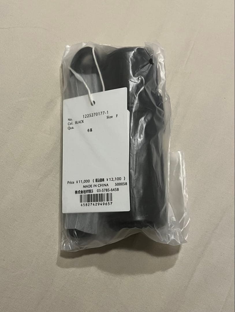 本日限定価格・新品】ETRE TOKYO タンドレザーリップケース　ブラック