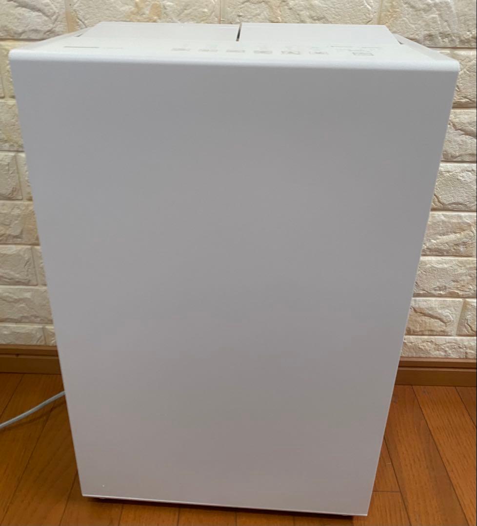 今日中早い者勝ち‼️Panasonic 衣類乾燥除湿機 F-YEX120B-W