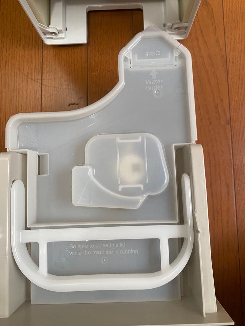 今日中早い者勝ち‼️Panasonic 衣類乾燥除湿機 F-YEX120B-W