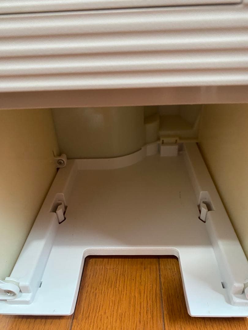 今日中早い者勝ち‼️Panasonic 衣類乾燥除湿機 F-YEX120B-W