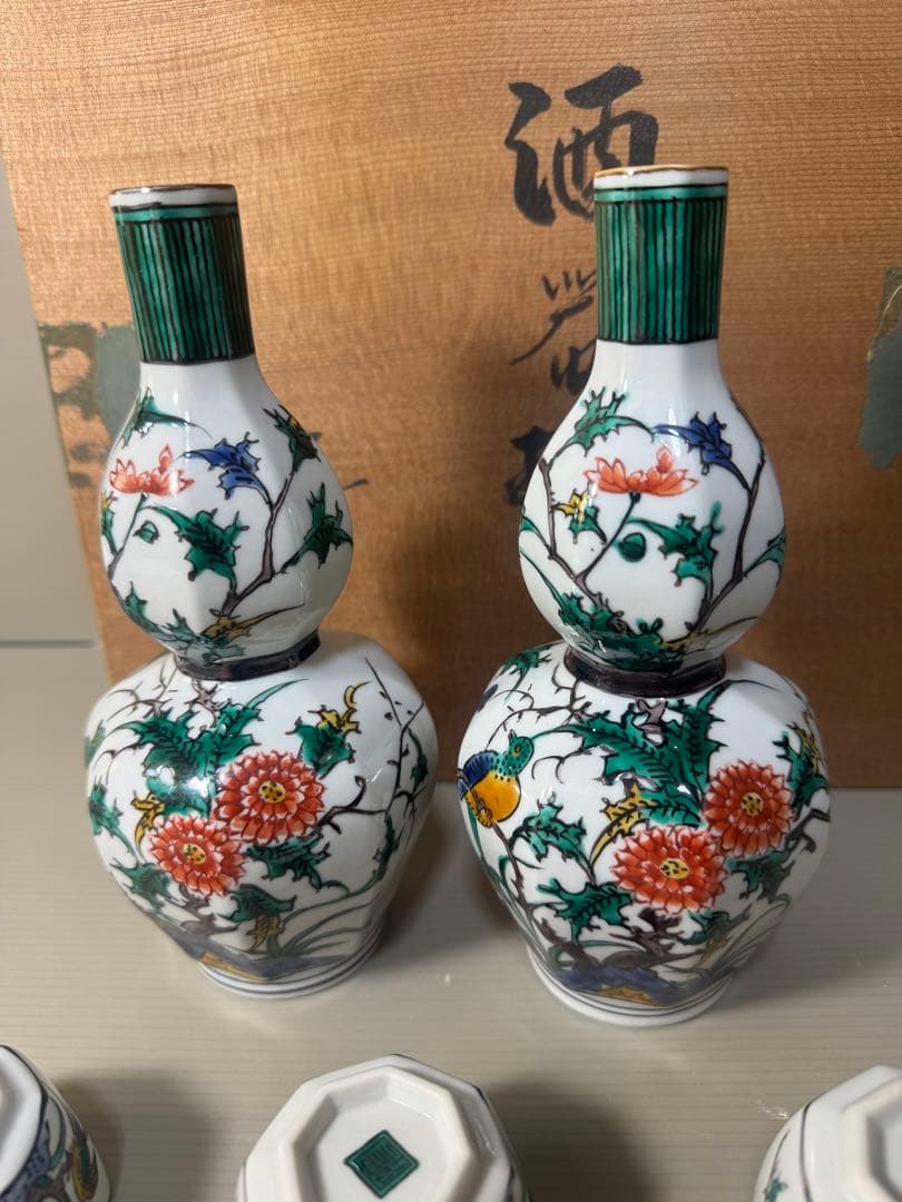 2371 九谷焼 古九谷　風花鳥　角福　酒器セット　徳利2客　猪口5客　未使用