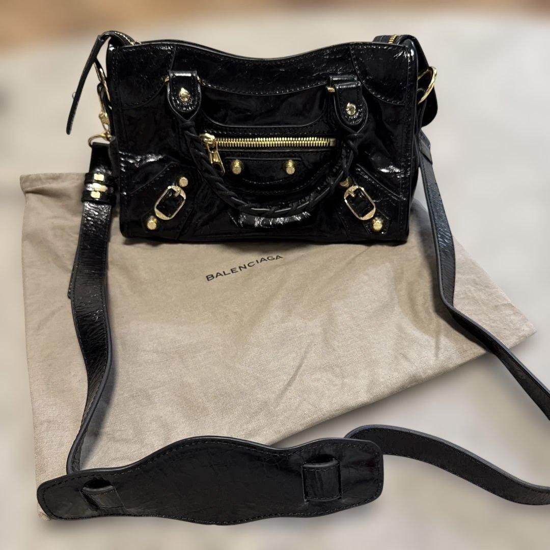 バレンシアガ　ミニシティ