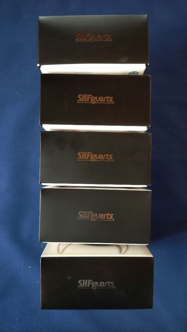 S.H.figuarts 真骨彫製法 仮面ライダークウガ ライジング 5体セット