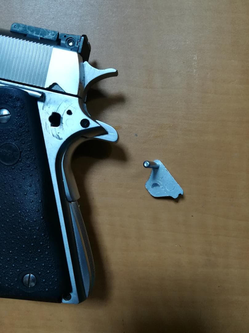 ⊕国際　ガバメントシルバーガスガン★ジャンク