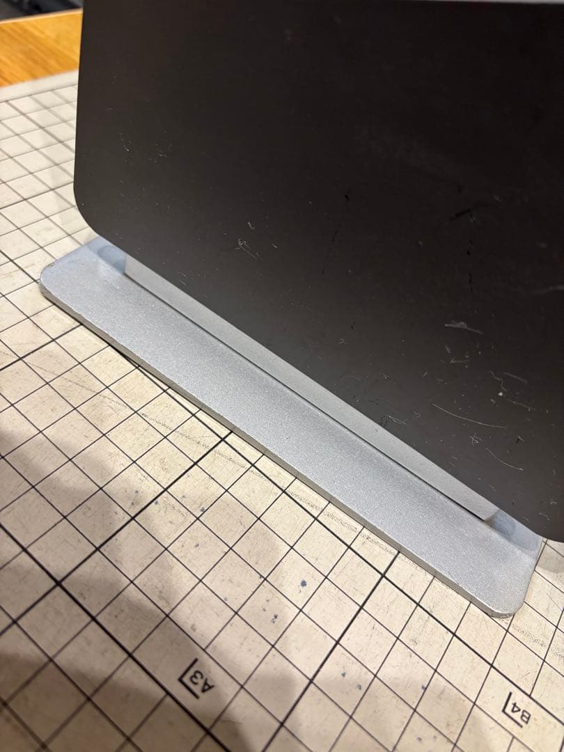 希少最終価格　NIKEオフィシャルポップスタンド　店舗備品