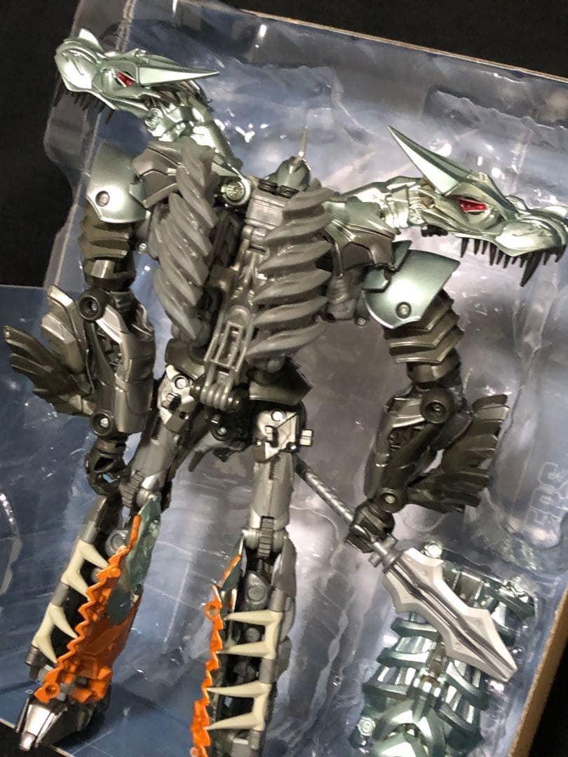 トランスフォーマー ブラックナイト グリムロック