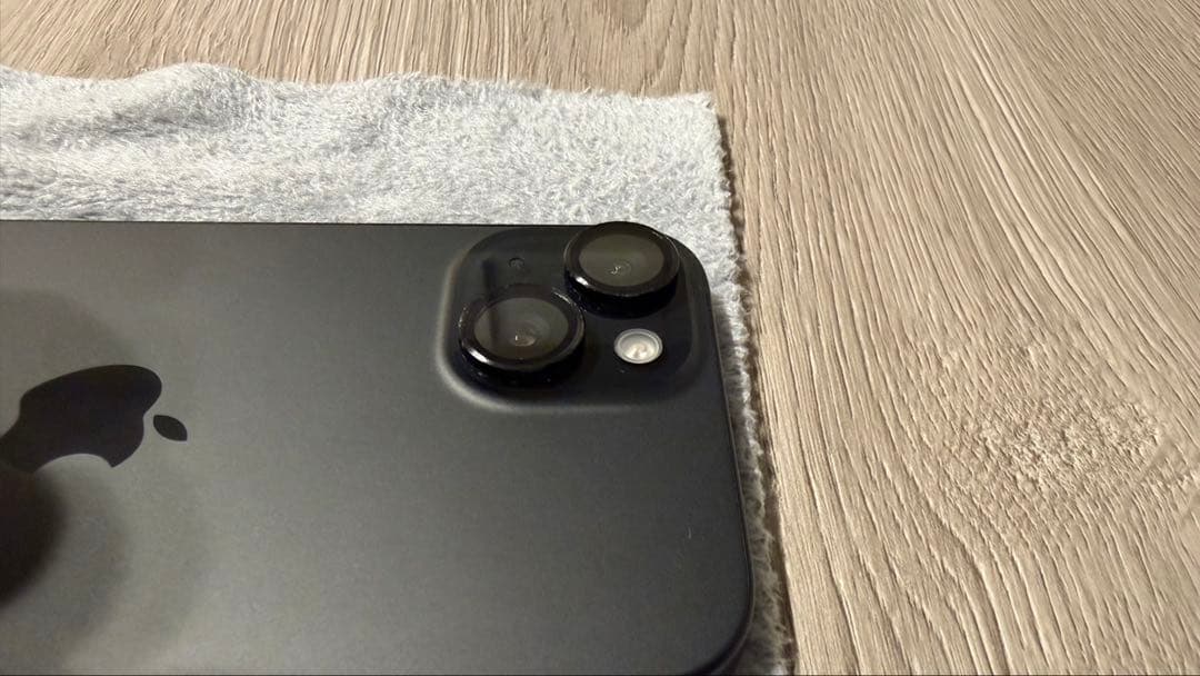 Apple iPhone 15ブラック【中古美品】【11/15までの出品】