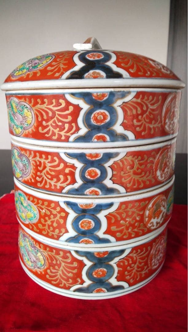 古伊万里　段重　古美術　色絵　金彩　江戸時代　龍　鳳凰　オブジェ