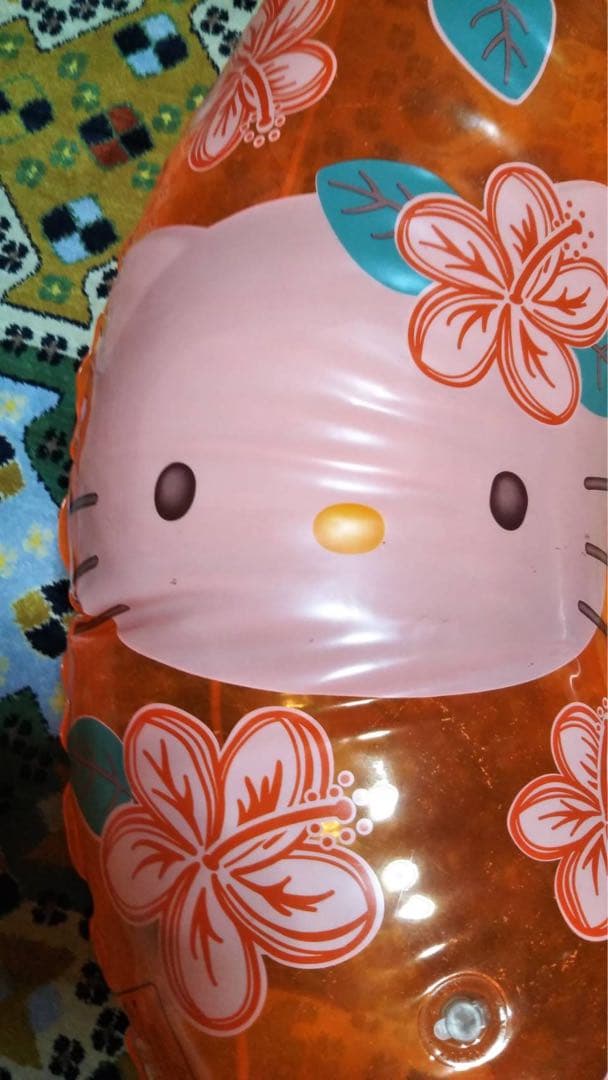 希少レア！ハイビスカスハローキティ 浮き輪とビーチタオル