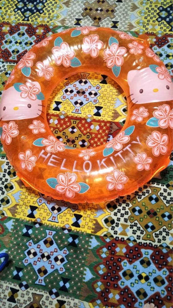 希少レア！ハイビスカスハローキティ 浮き輪とビーチタオル