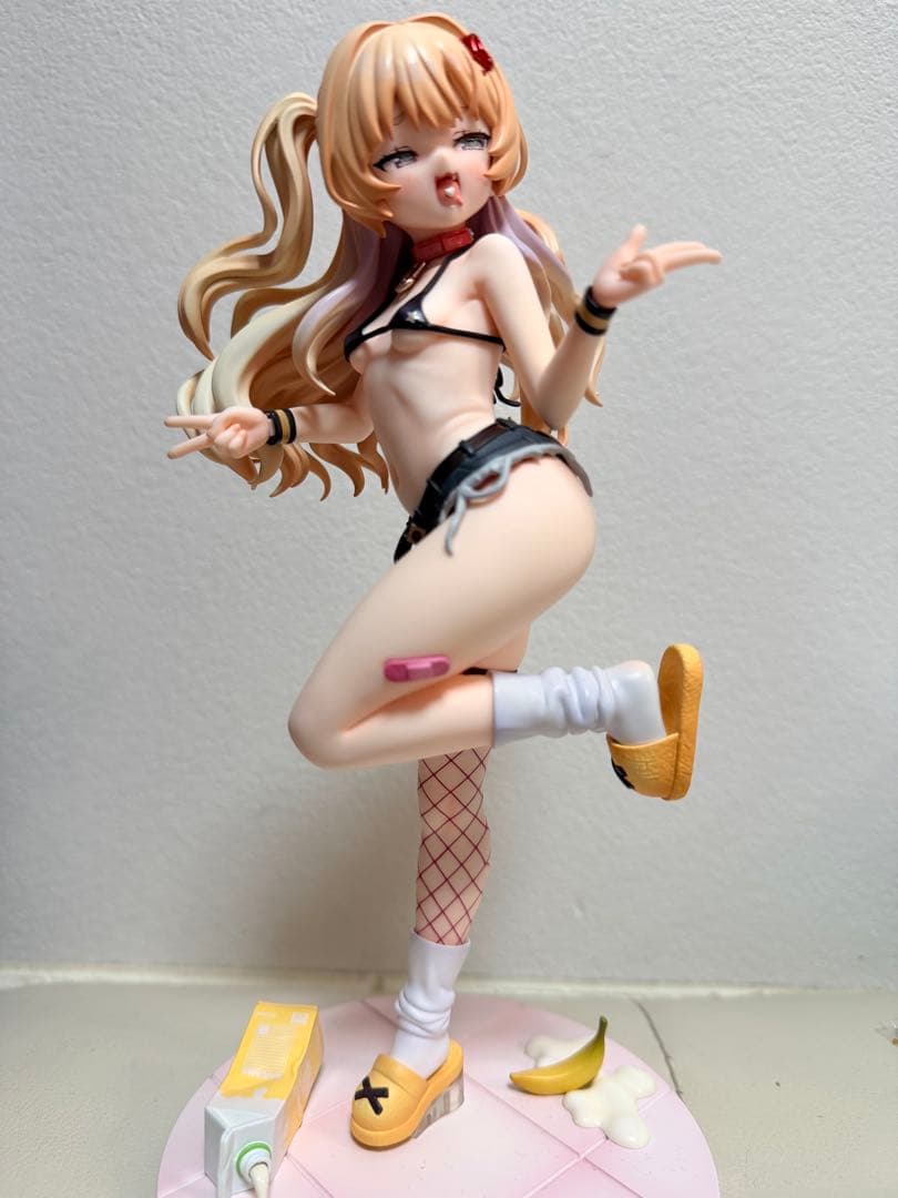 【難あり】アズールレーン バッチ アニバーサリーイラスト Ver.ぬいぐるみ付き