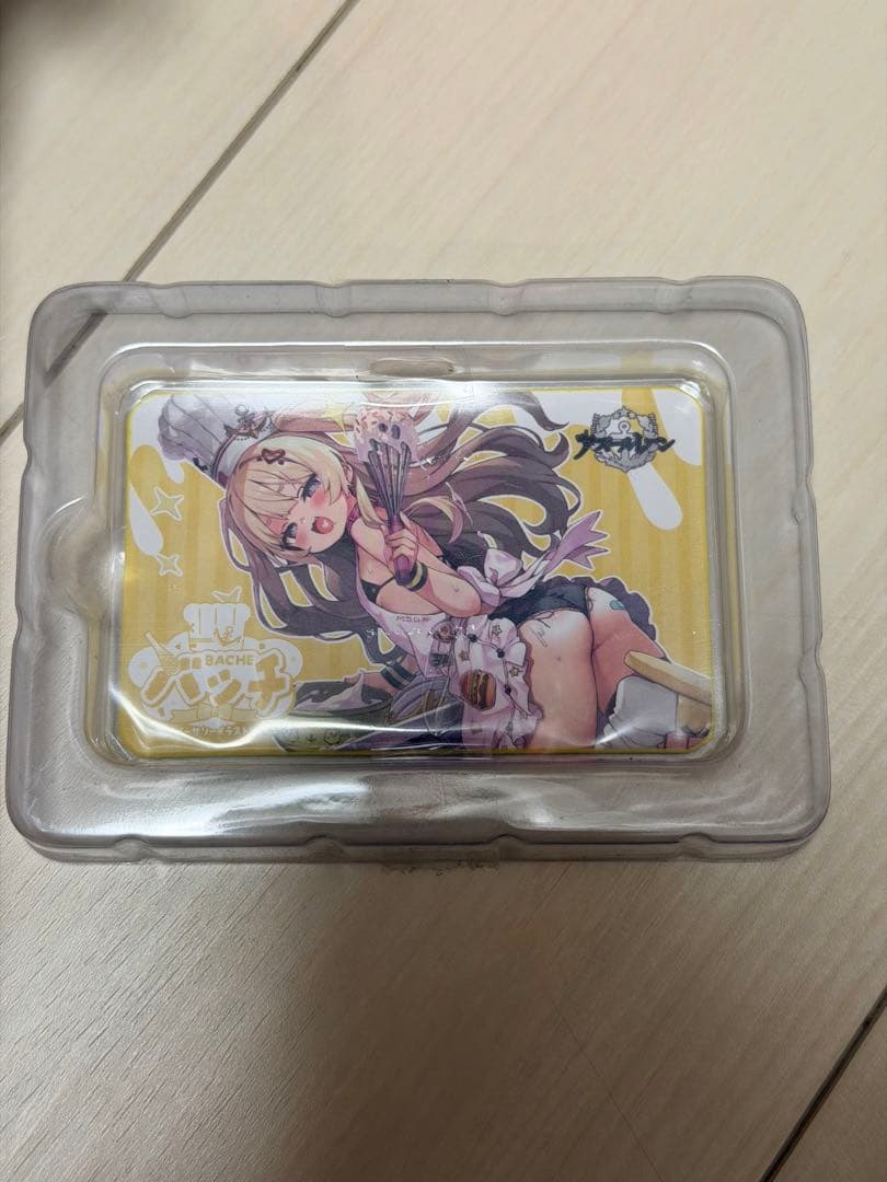 【難あり】アズールレーン バッチ アニバーサリーイラスト Ver.ぬいぐるみ付き