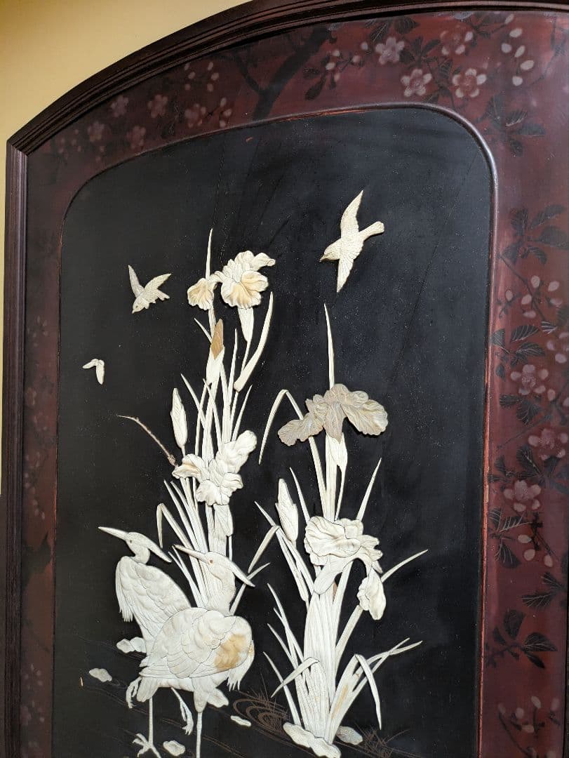 木製 黒漆塗り 螺鈿細工 衝立
