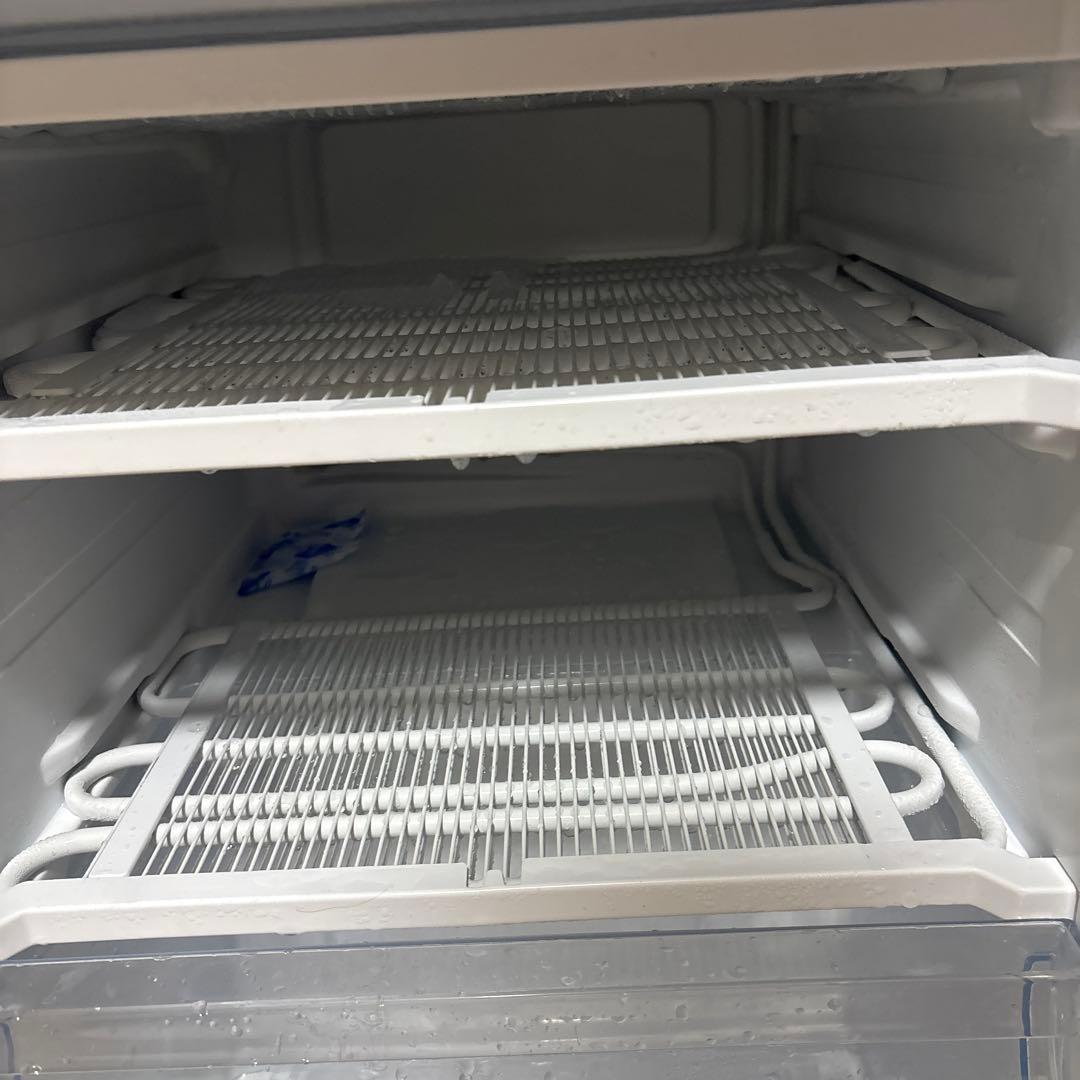 Hisense HR-D1701W 冷蔵庫 175L ホワイト