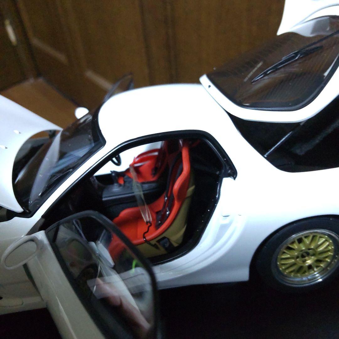 マツダ RX-7 FD3S チューンドバージョン 1/18 オートアート