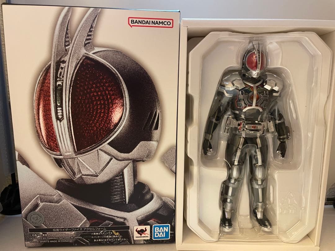 S.H.Figuarts 仮面ライダー555 アクセルフォーム 真骨彫