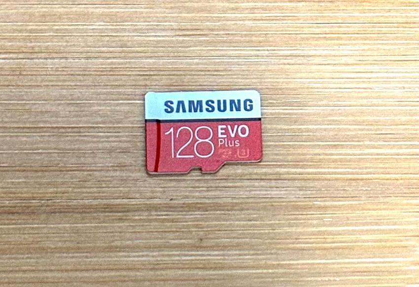 1*)様 【動作確認済み】Nintendo Switch 本体＋microSDカ