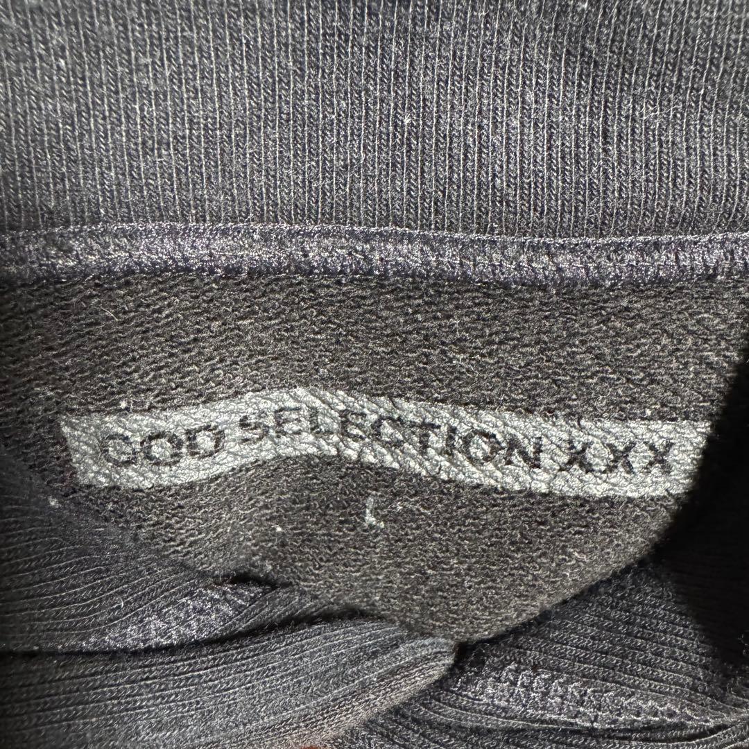 ★極美品★ ゴッドセレクションXXX　センター刺繍ロゴ　　　Lサイズ