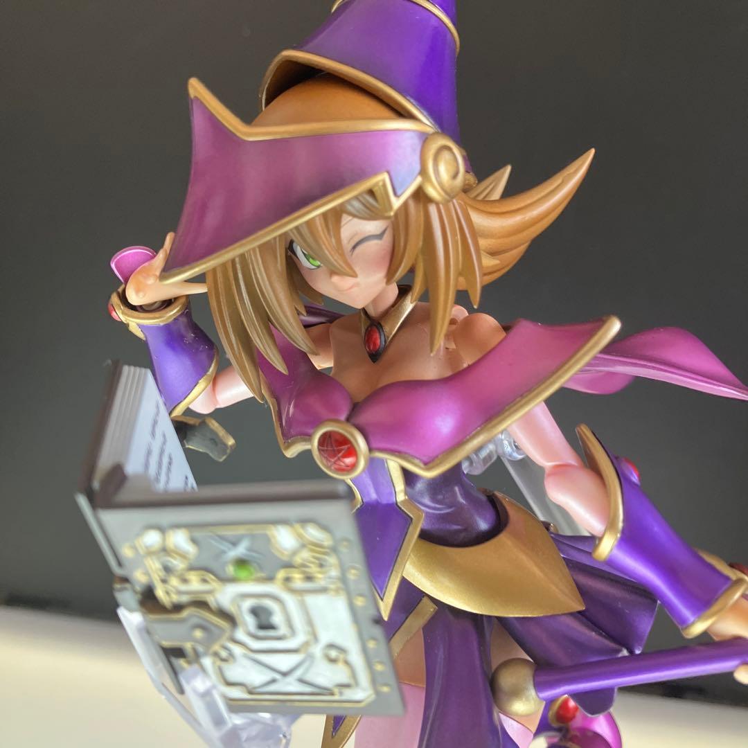 【塗装済】CFG ブラック・マジシャン・ガール 【完成品】