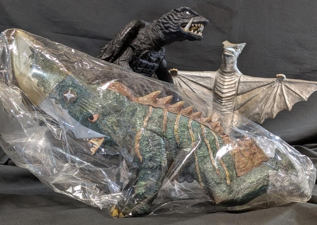 昭和ガメラ＆ギロン未開封＋宇宙ギャオス（ロケット・エクスプラス）３体セット