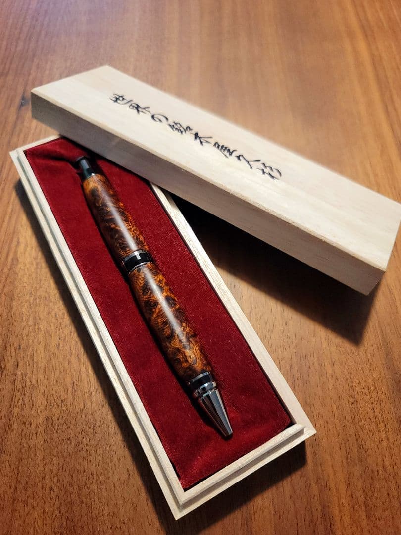 ✨️希少品　工房ヤマダ 屋久杉極上黒泡瘤 ボールペン