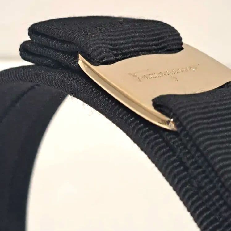 Salvatore Ferragamo　フェラガモ　ヴァラリボン　カチューシャ