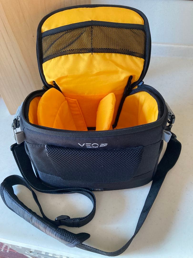 Canon EOS Kiss X9 iデジタル一眼レフカメラ