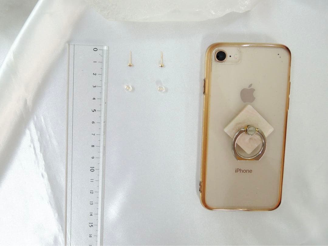 ☆ 吉宗 ☆K18YG天然アレキサンドライトピアス