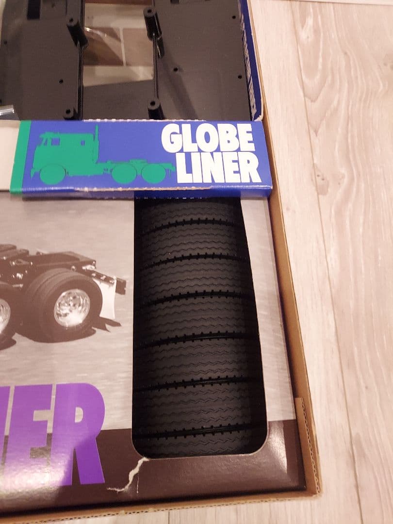 新品　未組立　タミヤ TAMIYA 56304 1/14　グローブライナー