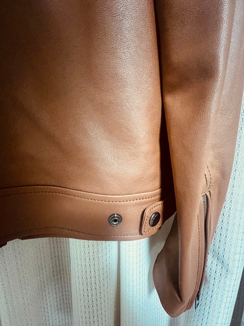 COACH レザーレーサーMサイズ