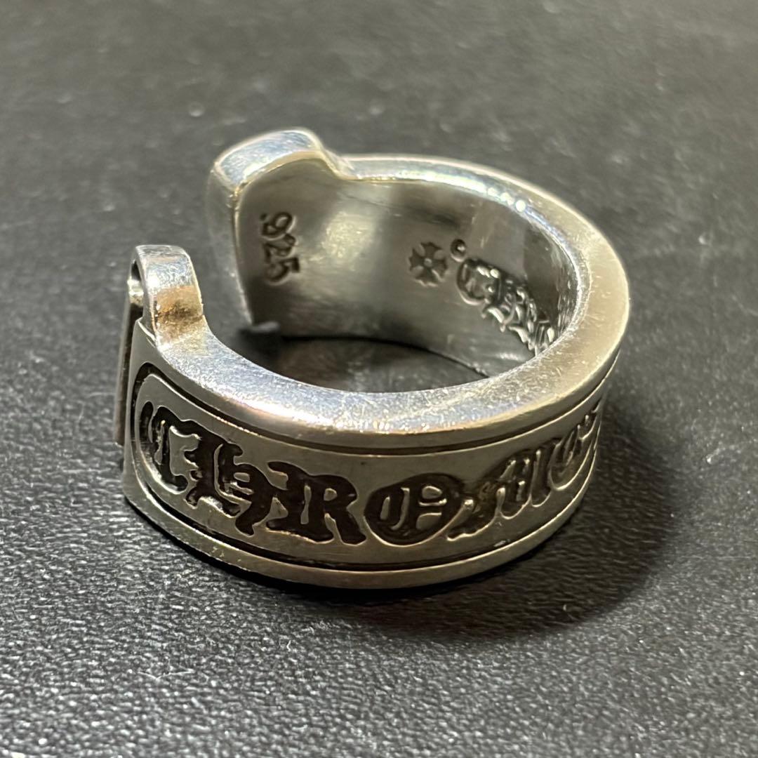 CHROME HEARTSクロムハーツ ラージスクロールラベルリング指輪20号