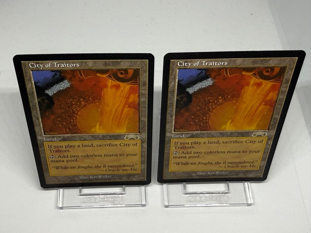 《裏切り者の都/City of Traitors》英語版2枚セット[EXO]