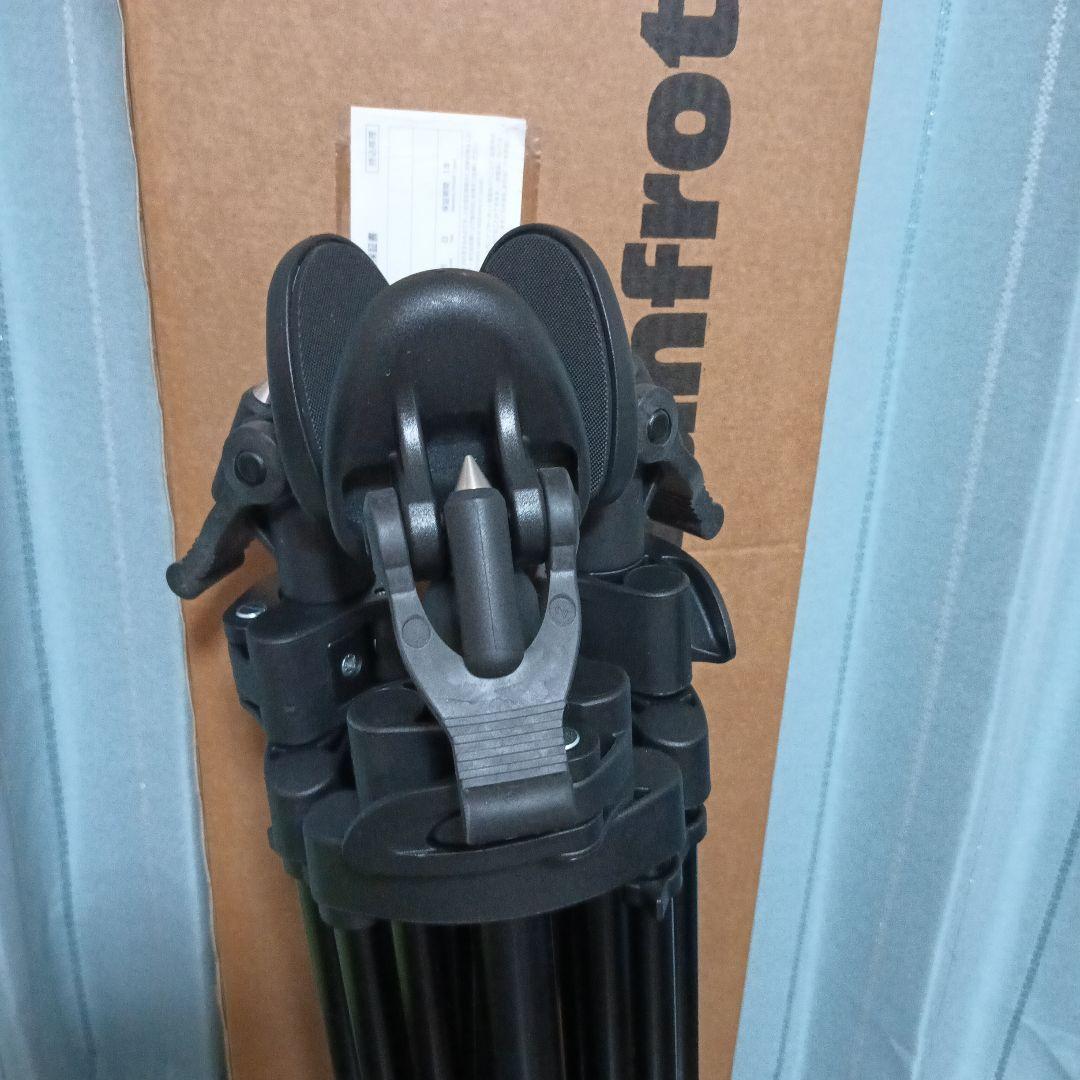 Manfrotto 546B 三脚　504HD